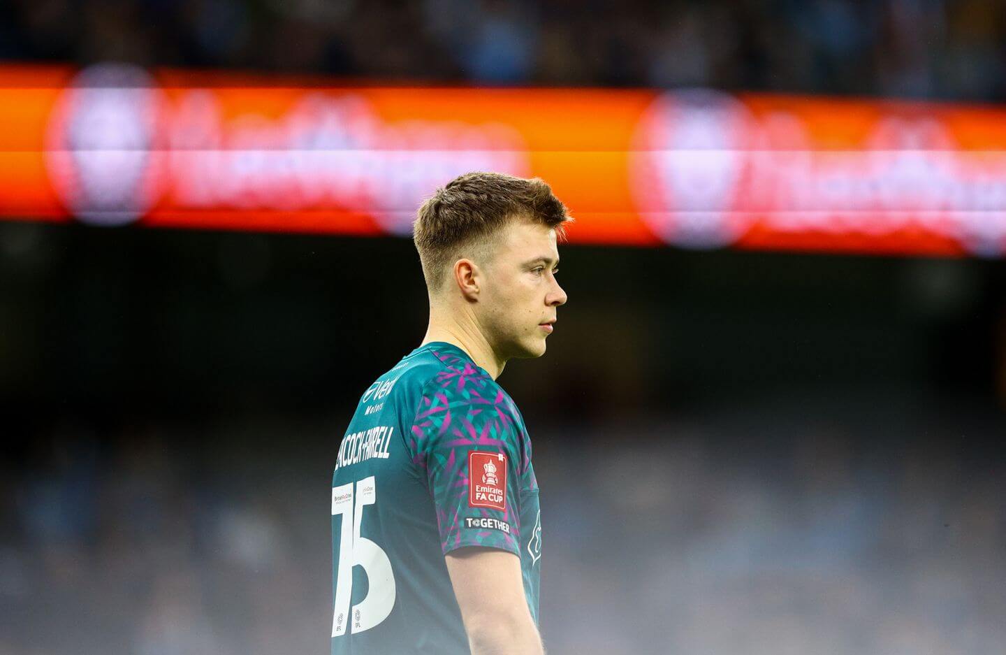 Burnley's Peacock-Farrell joins AGF Aarhus on loan